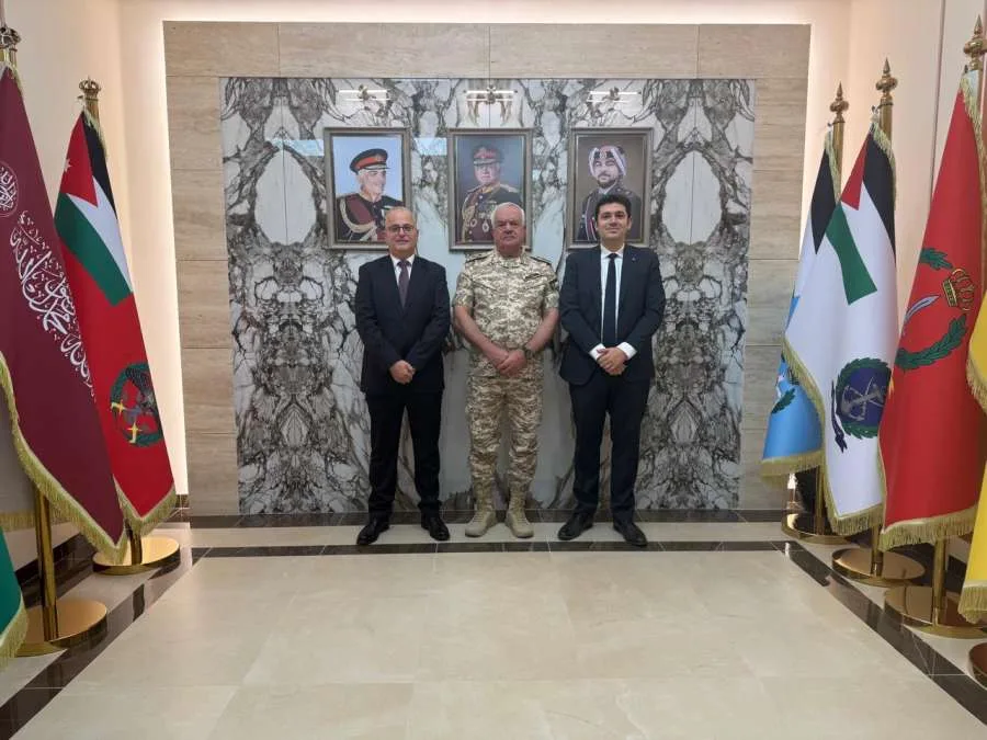 رئيس لجنة أمانة عمان يناقش مع السفير المغربي آفاق التعاون رئيس لجنة أمانة عمان يناقش مع السفير المغربي آفاق التعاون