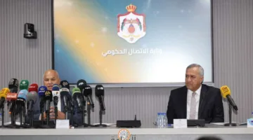 البكار: أوقفنا هيمنة مكاتب تصاريح العمل وليس لدينا أي ضغوط.
