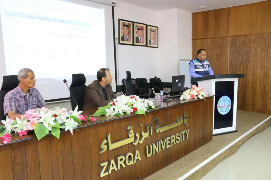 جامعة الزرقاء تنظم ورشة توعية حول السلامة على الطرق