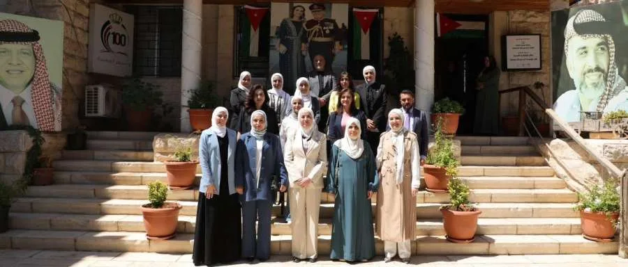 الأيتام في صميم الاهتمامات الوطنية: زيارة النائب تمارا ناصر الدين لمؤسسة الحسين الاجتماعية (صور)