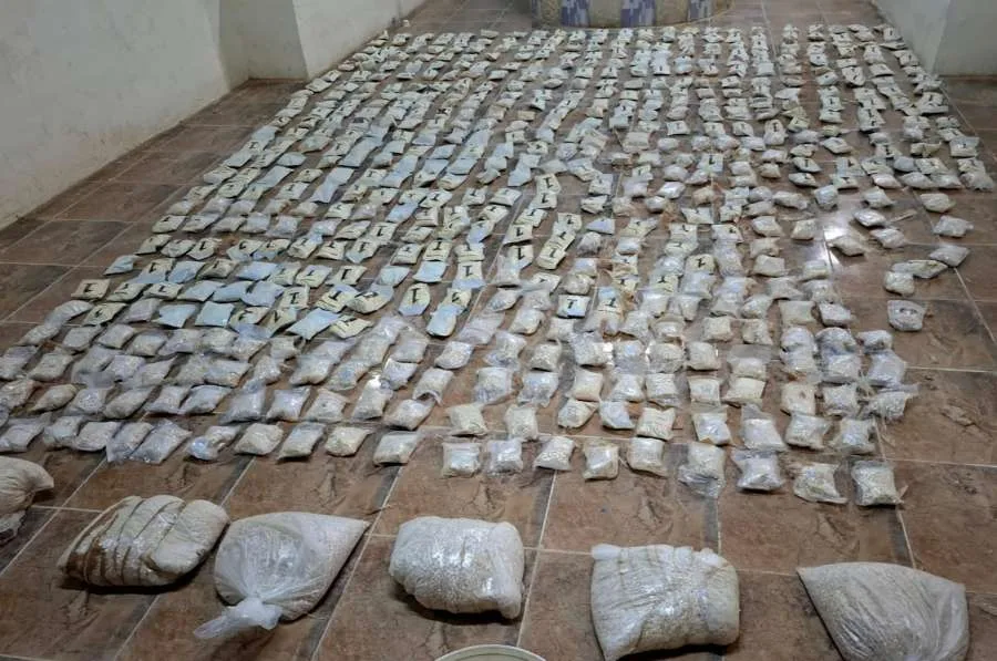 الجيش الأردني: تفعيل دوريات الاستجابة السريعة وتطبيق قواعد الاشتباك أدى إلى تراجعهم داخل الأراضي السورية. الجيش الأردني: تفعيل دوريات الاستجابة السريعة وتطبيق قواعد الاشتباك أدى إلى تراجعهم داخل الأراضي السورية.