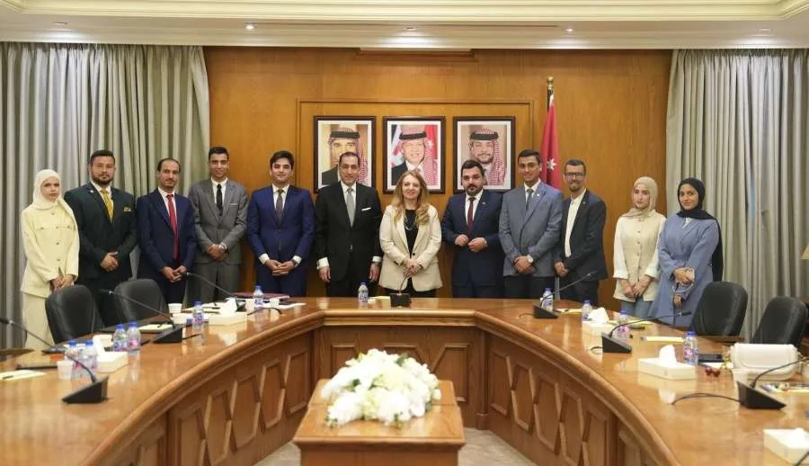 مبادرة نشامى جرش تلتقي بوزارة الخارجية وشؤون المغتربين مبادرة نشامى جرش تلتقي بوزارة الخارجية وشؤون المغتربين