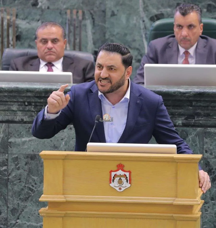 النائب ينال فريحات يتلقى استدعاءً من مدعي عام عمان النائب ينال فريحات يتلقى استدعاءً من مدعي عام عمان