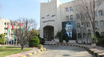 شرطة معان تطلق حملة لتوقيع وثيقة شرف للحد من إطلاق الأعيرة النارية