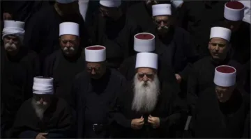 دروز المشرق: عقيدة سرية لا تت允许 اعتناق الدين بعد الولادة (فيديو)