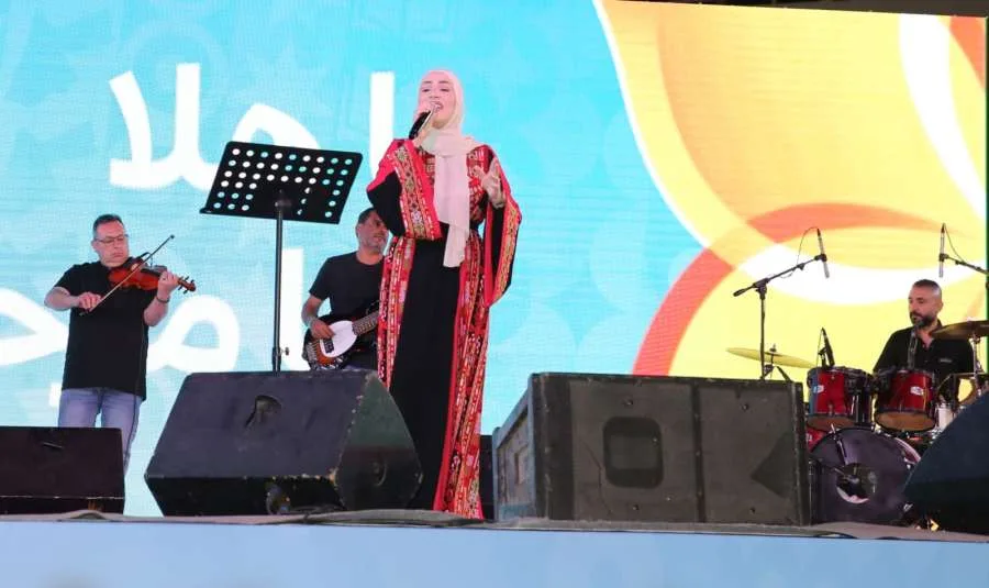 مهرجان صيف عمان يختتم فعالياته بحضور جماهيري كبير مهرجان صيف عمان يختتم فعالياته بحضور جماهيري كبير
