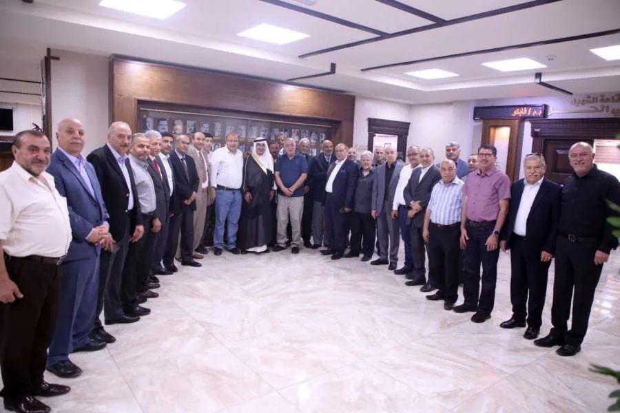 العزام: على بلدية بحجم وعراقة إربد أن تتمتع بنظافة شاملة (صور) العزام: على بلدية بحجم وعراقة إربد أن تتمتع بنظافة شاملة (صور)