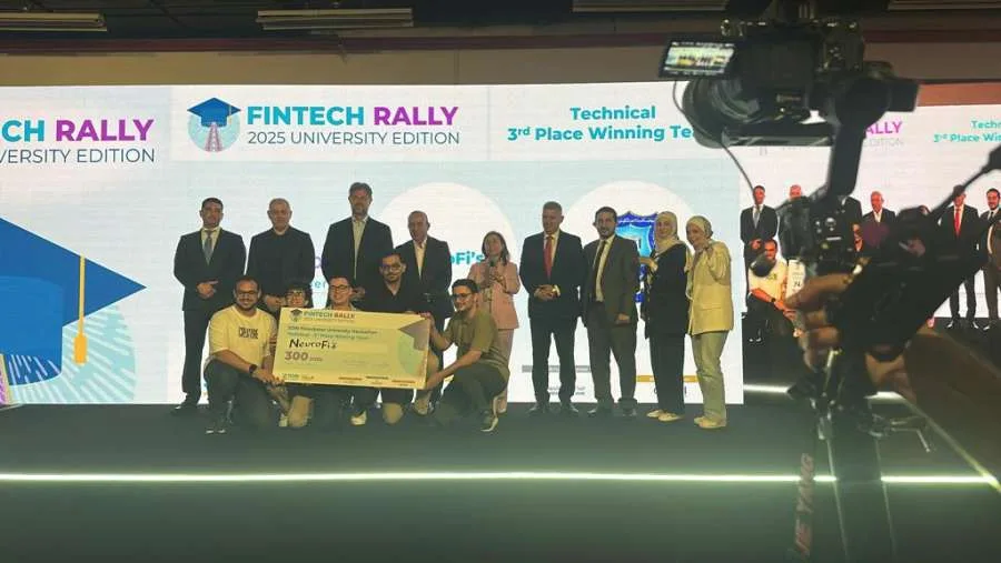فريق عمان الأهلية يحصد المركز الثالث في مسابقة FinTech Rally 2025 فريق عمان الأهلية يحصد المركز الثالث في مسابقة FinTech Rally 2025