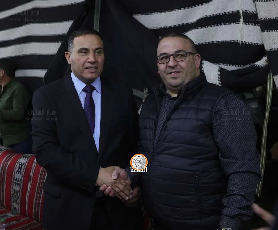 الزعبي وإخوانه يقدمون التهاني للمحافظ فراس أبو قاعود
