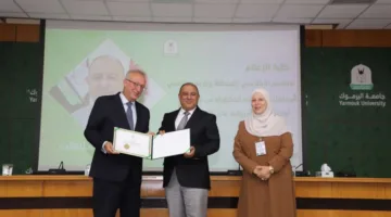الدكتور الطاهات يُكرم كأفضل باحث في مجال العلوم الإنسانية لعام 2025