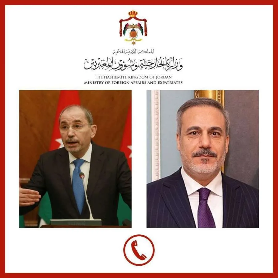 الصفدي وفيدان بحثا هاتفياً: أهمية تعزيز وقف إطلاق النار في السويداء الصفدي وفيدان بحثا هاتفياً: أهمية تعزيز وقف إطلاق النار في السويداء