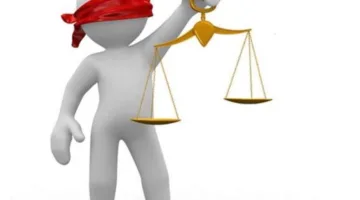 ما هو الحكم الشرعي بخصوص قبول هدية مالية من الأب، مع العلم أنه لا يمنحها بالتساوي لجميع إخواني؟