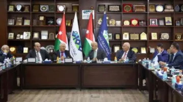 طاقة الأعيان وغرفة تجارة الأردن تناقشان مواضيع ذات أهمية لقطاع الطاقة