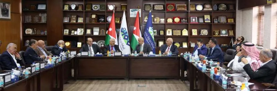 طاقة الأعيان وغرفة تجارة الأردن تناقشان مواضيع ذات أهمية لقطاع الطاقة طاقة الأعيان وغرفة تجارة الأردن تناقشان مواضيع ذات أهمية لقطاع الطاقة