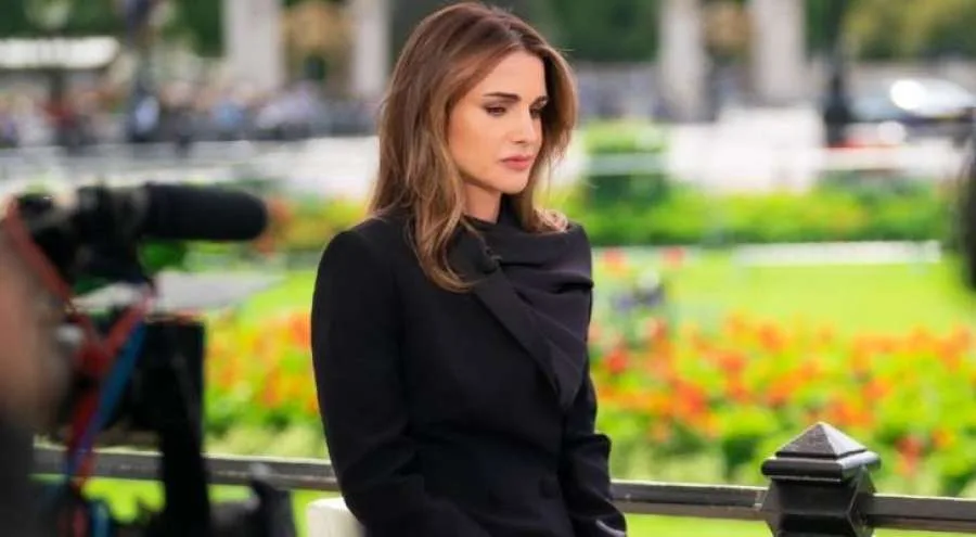 الملكة رانيا: لا شيء يمكن قوله.. الكلمات لا تغني أطفالنا. الملكة رانيا: لا شيء يمكن قوله.. الكلمات لا تغني أطفالنا.