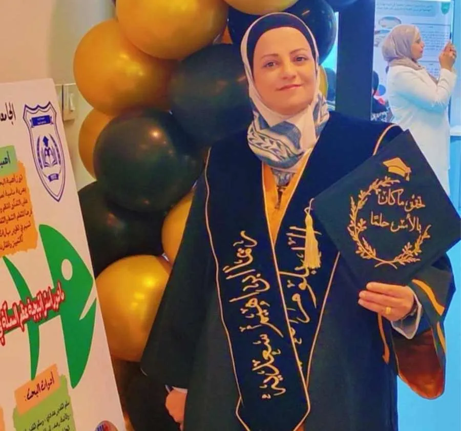 الصحفي مزهر يبارك لسعدية بمناسبة حصول ابنتها الدكتورة ريما على الدبلوم العالي الصحفي مزهر يبارك لسعدية بمناسبة حصول ابنتها الدكتورة ريما على الدبلوم العالي