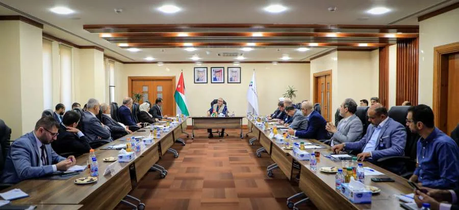 اللجنة الإدارية النيابية تستعرض الوضع الإداري في منطقة العقبة اللجنة الإدارية النيابية تستعرض الوضع الإداري في منطقة العقبة