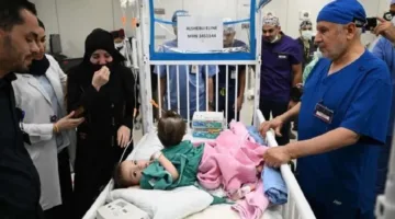 نجاح عملية فصل التوأم السوري سيلين وإيلين في الرياض بعد إجراء معقد
