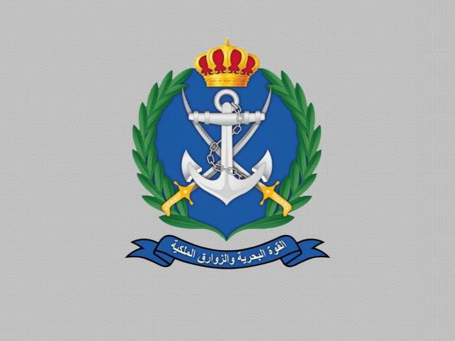 طواقم البحرية والزوارق الملكية تنقذ يختاً سياحياً في خليج العقبة | خبر عاجل طواقم البحرية والزوارق الملكية تنقذ يختاً سياحياً في خليج العقبة | خبر عاجل