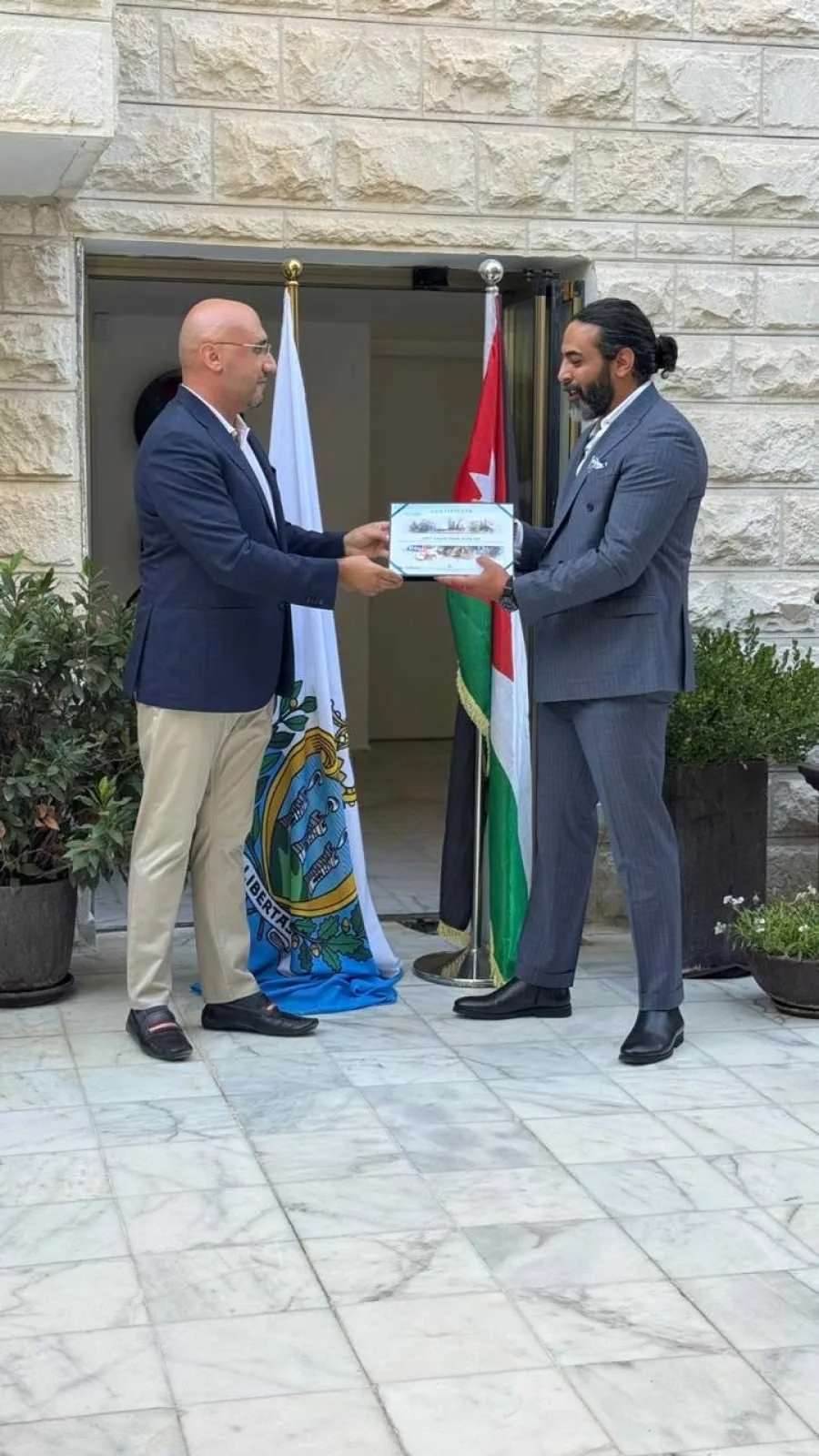 القنصلية الفخرية لجمهورية سان مارينو في الأردن تطلق مشروعًا ثقافيًا جديدًا يدمج بين المأكولات الأردنية والسان مارينية (فيديو وصور)