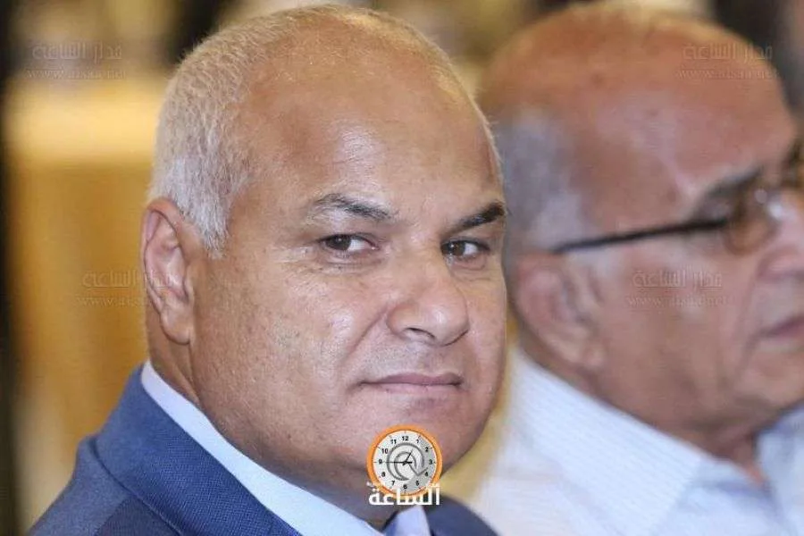 وزير العمل الدكتور خالد البكار يعبر عن امتنانه للمشاركين في عزاء شقيقه وزير العمل الدكتور خالد البكار يعبر عن امتنانه للمشاركين في عزاء شقيقه