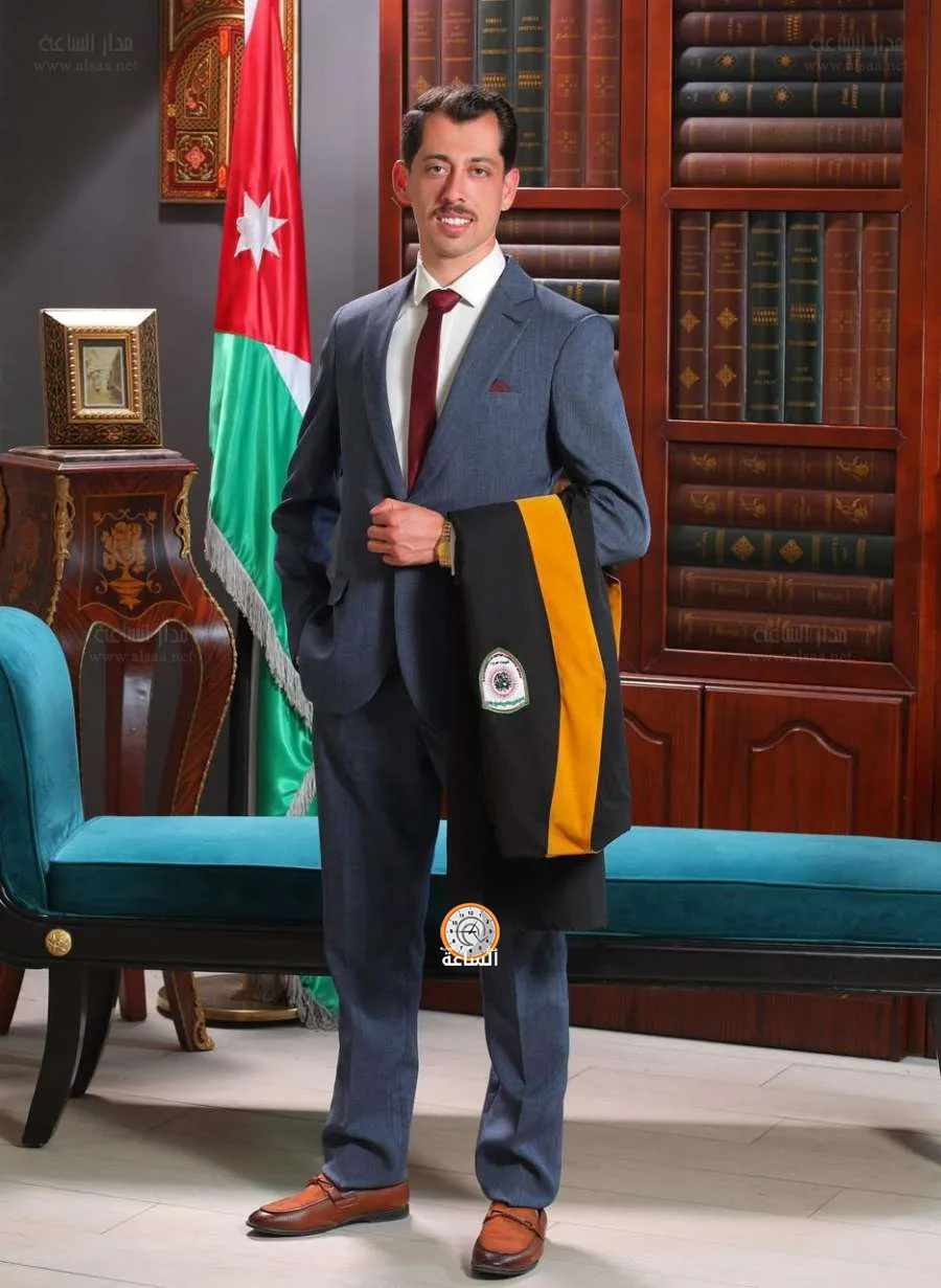 محمد غالب المهيرات: تهانينا على التخرج!
