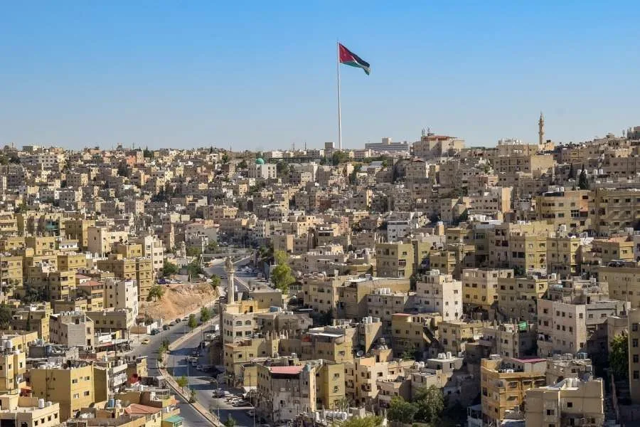 الأردن: أجواء صيفية طبيعية حتى يوم السبت