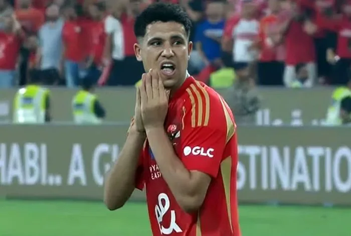 أزمة في النادي الأهلي بسبب رضا سليم.. خالد الغندور يكشف الحقائق.