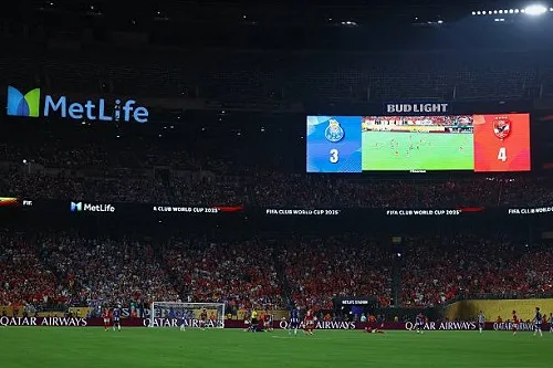 الأهلي يكشف عن توقيع جديد بعد مشاركته في كأس العالم للأندية الأهلي يكشف عن توقيع جديد بعد مشاركته في كأس العالم للأندية