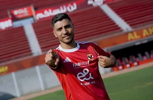 محمد شريف يقود خط هجوم الأهلي في المباراة الودية ضد الملعب التونسي