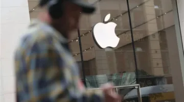 آبل ستعالج خطأها وتعوض مستخدمي آيفون بملايين.. ما هو المبلغ المتوقع لكل مستخدم؟
