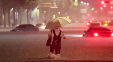 آلاف في مراكز الإيواء… ضحايا ودمار هائل نتيجة أمطار غير عادية في كوريا الجنوبية