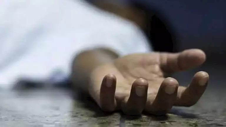 أب يُغتال ابنه بسبب “فضلات طعام” في الإسكندرية والمحكمة تُحاكمه