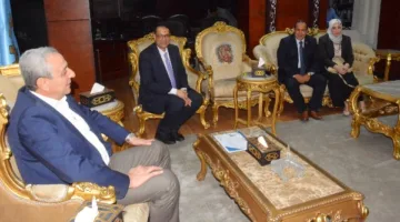 أبناء عروس الدلتا يسجلون أسمائهم بحروف ذهبية بين الأوائل على مستوى الجمهورية.. ومحافظ الغربية يستقبلهم في مكتبه ويهديهم المصحف الشريف.