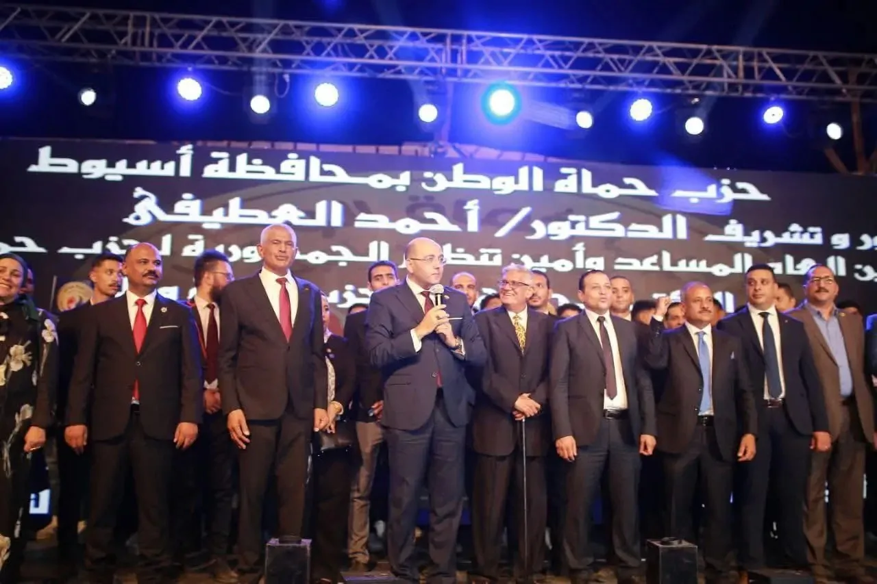 أحمد العطيفي: سكان الصعيد يمثلون الوطنية.. ودور حماة الوطن هو التنوع وليس التحدي. أحمد العطيفي: سكان الصعيد يمثلون الوطنية.. ودور حماة الوطن هو التنوع وليس التحدي.