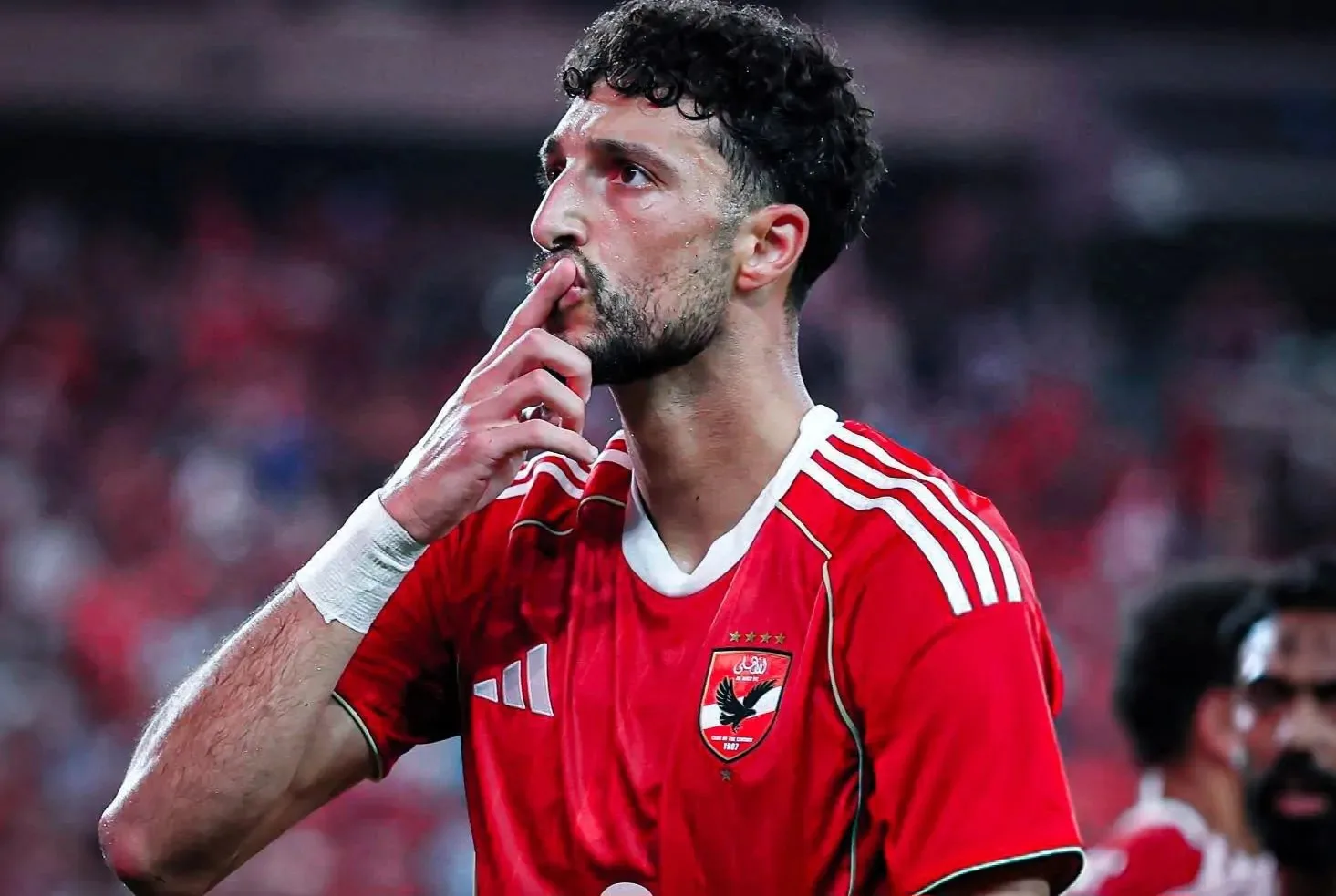 أحمد حسن: الأهلي سيظل قوياً بعد مغادرة وسام أبو علي.. والزمالك يتعامل بذكاء مع جون إدوارد