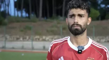 أحمد رضا: الأهلي لن يتخلى عن أي بطولة، والمنافسة بيننا تتسم بالنزاهة رغم كثرة اللاعبين.