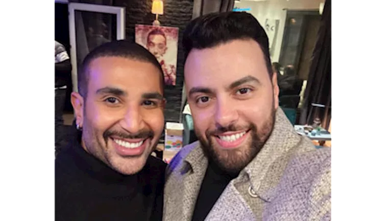 أحمد سعد يقدم أغنية “اتك اتك” من تأليف مدين، والأخير يعلق: “دعونا نرفه عن أنفسنا قليلاً” أحمد سعد يقدم أغنية “اتك اتك” من تأليف مدين، والأخير يعلق: “دعونا نرفه عن أنفسنا قليلاً”