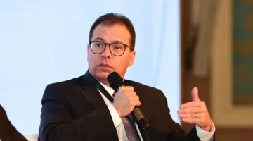 أحمد سعيد: البنك الأهلي المصري يخطط لإنشاء بنك رقمي ويستعد لبيع بعض الأصول العقارية