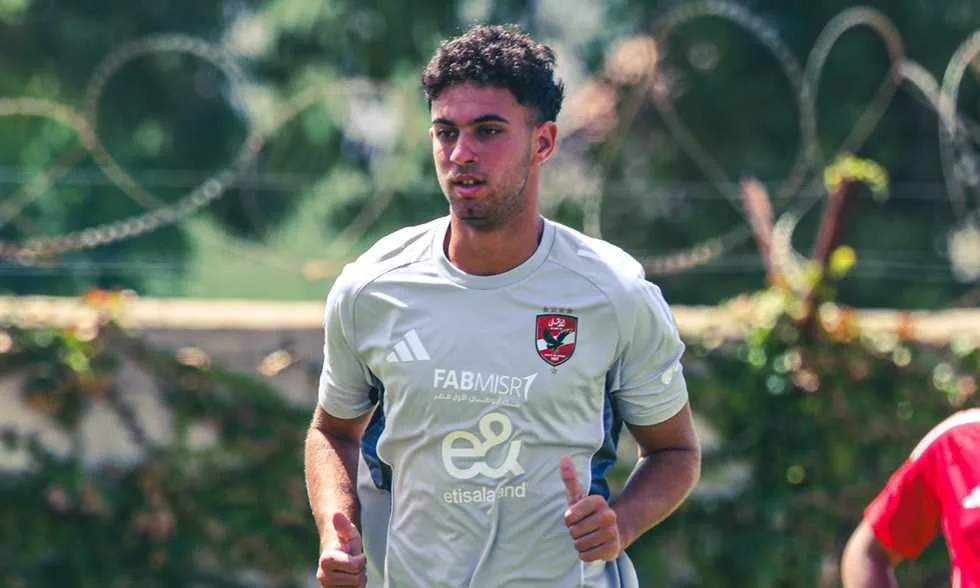 أحمد عابدين: الأهلي يتيح الفرصة للإبداع لأي لاعب، وهدفنا تحقيق الفوز في كل مباراة أحمد عابدين: الأهلي يتيح الفرصة للإبداع لأي لاعب، وهدفنا تحقيق الفوز في كل مباراة