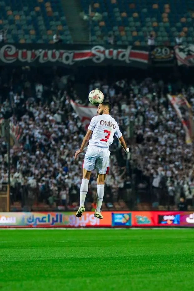 أحمد فتوح يبرز تألق محمود بأدائه في الزمالك أحمد فتوح يبرز تألق محمود بأدائه في الزمالك