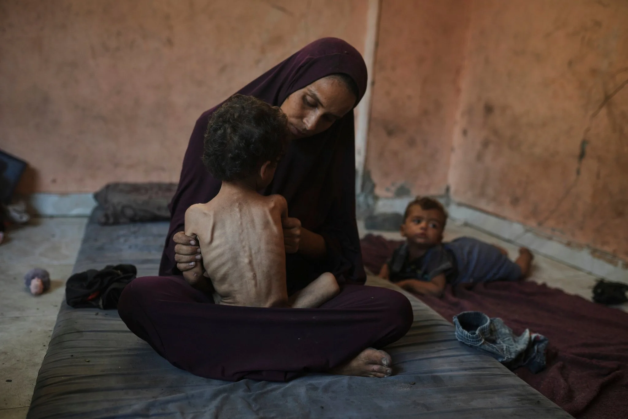 أرقام مقلقة.. منظمة الصحة العالمية تدق ناقوس الخطر من مجاعة محتملة في غزة أرقام مقلقة.. منظمة الصحة العالمية تدق ناقوس الخطر من مجاعة محتملة في غزة