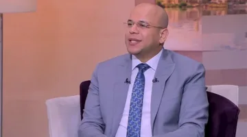 أسامة قابيل يشرح للشباب كيفية الاستفادة من الإجازة الصيفية من خلال “المنظومة الخماسية”