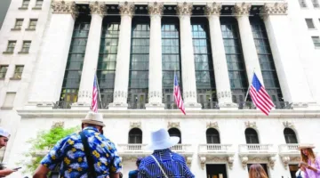 أسبوع مليء بالتطورات الاقتصادية مع انتعاش الأسواق في «وول ستريت»
