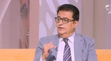 أستاذ في الطب السلوكي ينبه إلى مخاطر القسوة في تربية الأطفال