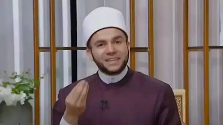 أستاذ من الأزهر: الالتزام بقوانين المرور فرض ديني أستاذ من الأزهر: الالتزام بقوانين المرور فرض ديني