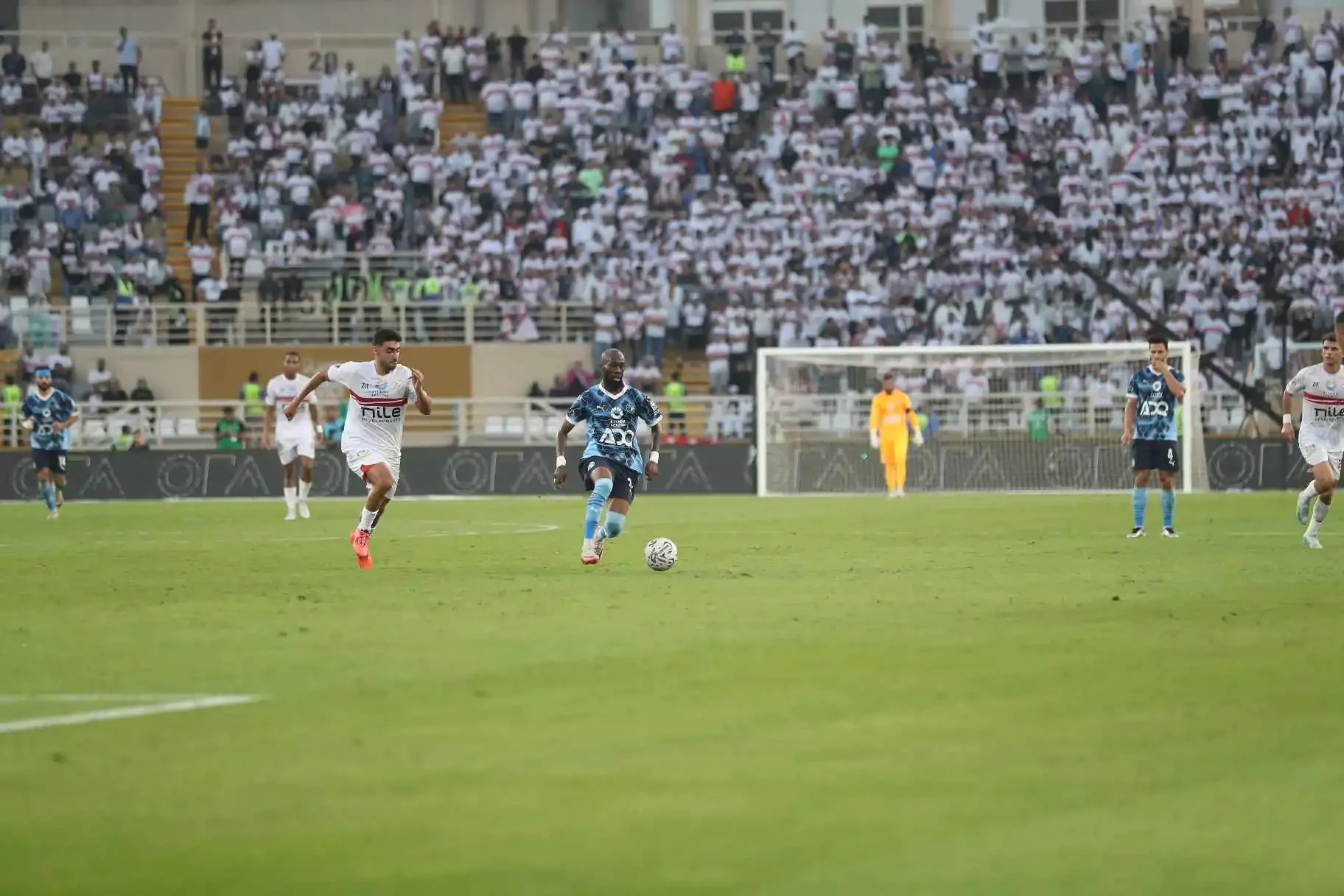 أسرار صفقة الكراسي الموسيقية بين الزمالك وبيراميدز أسرار صفقة الكراسي الموسيقية بين الزمالك وبيراميدز