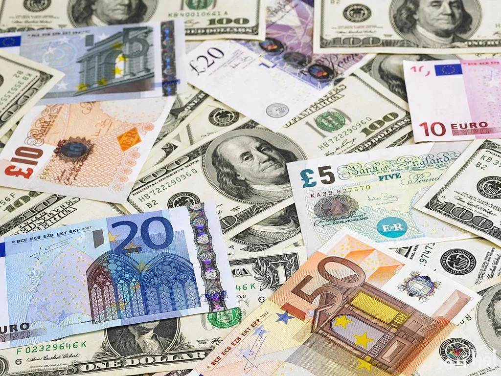 أسعار صرف العملات اليوم: 162.83 جنيه للدينار الكويتي