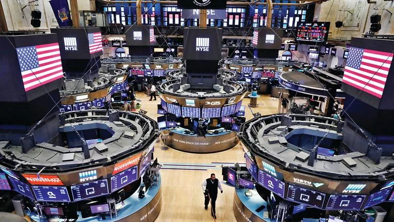 أسهم البنوك الأمريكية تصل إلى أعلى مستوى لها منذ فبراير 2022.