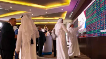 أسواق الخليج تشهد تبايناً وسط ارتفاع التهديدات التجارية من الولايات المتحدة